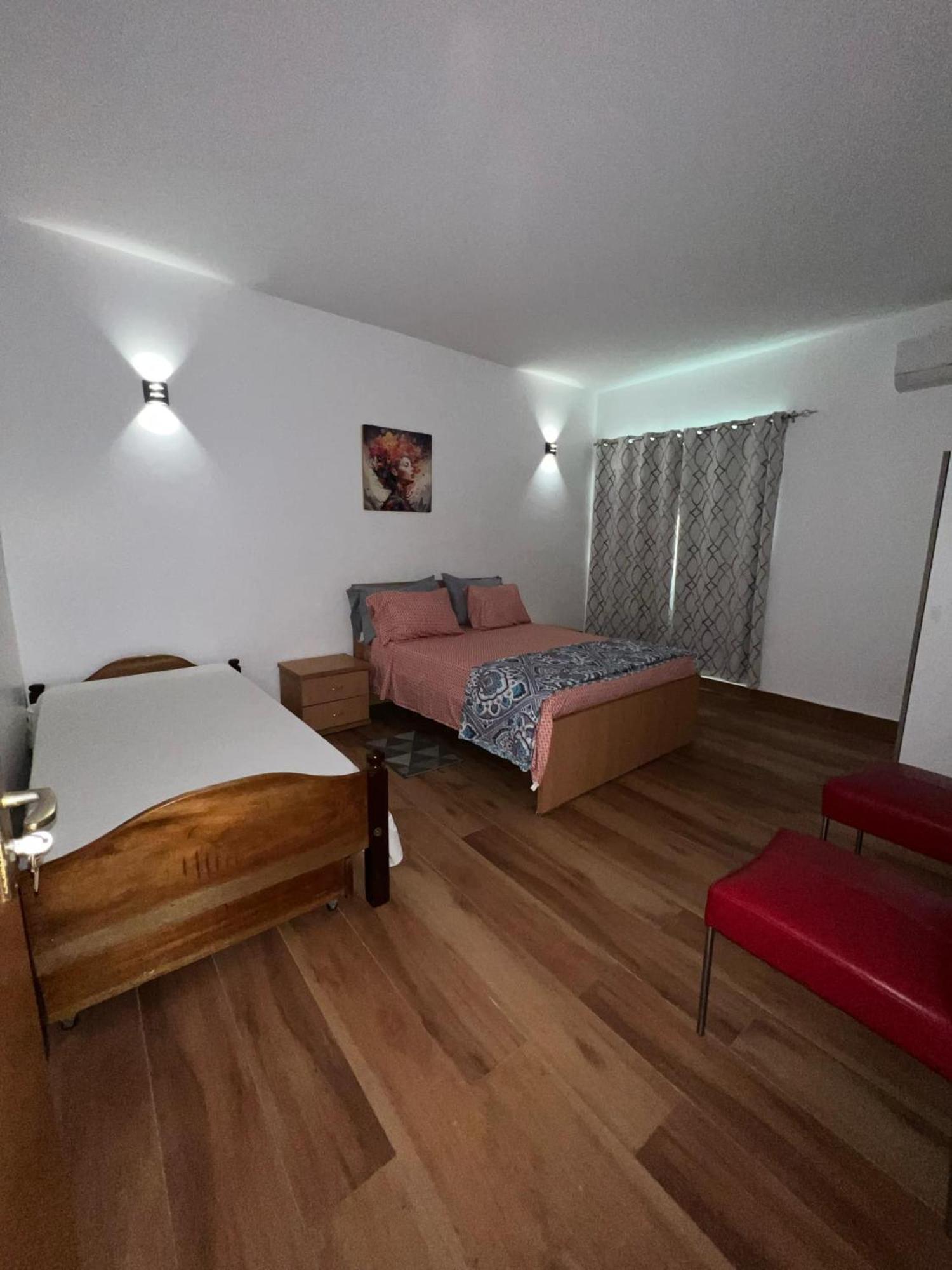 Residencia Aguia Ferienhaus Praia